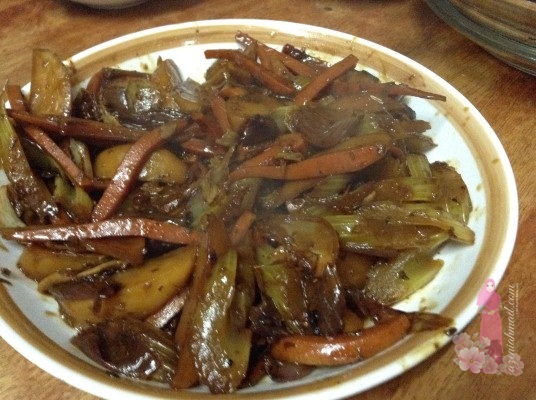 Resipi mudah, ringkas dan senang untuk sayuran campur madu bersama ayam