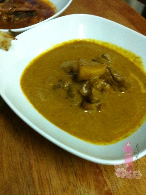 Masak lempeng cicah dengan sambal sardin dan kari ayam